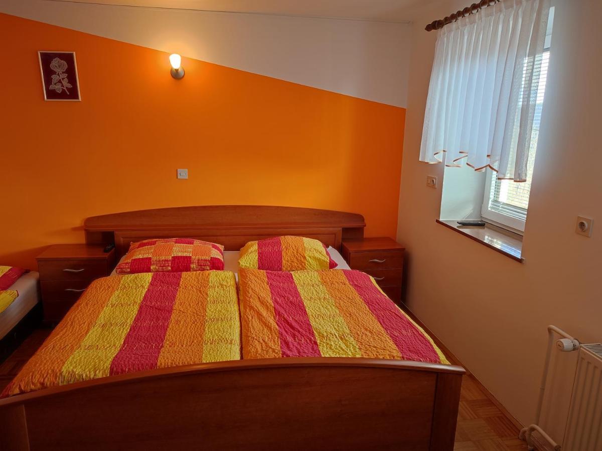 Gostilna Pension Blegos Poljane nad Škofjo Loko Zewnętrze zdjęcie
