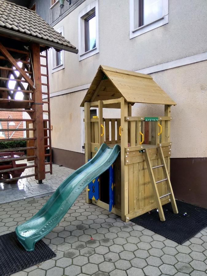 Gostilna Pension Blegos Poljane nad Škofjo Loko Zewnętrze zdjęcie